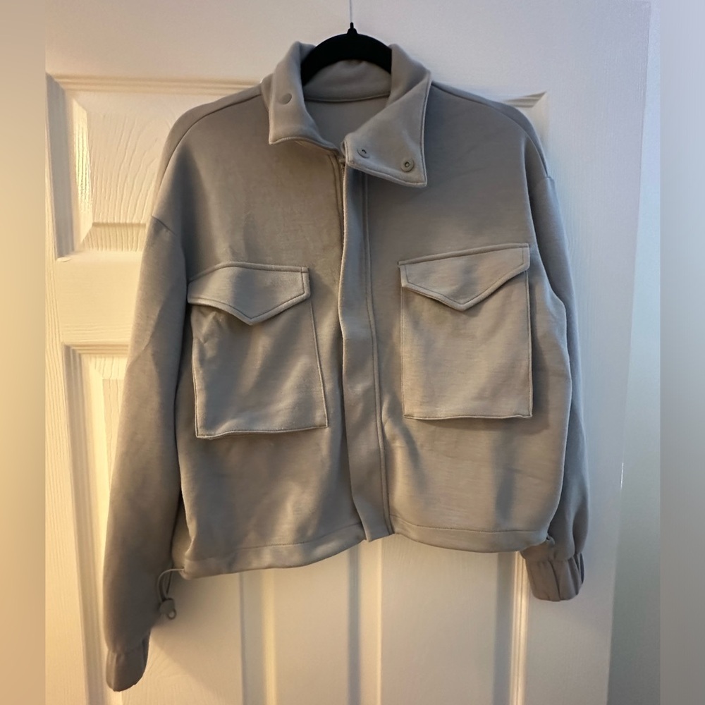 Cropped Zip Up